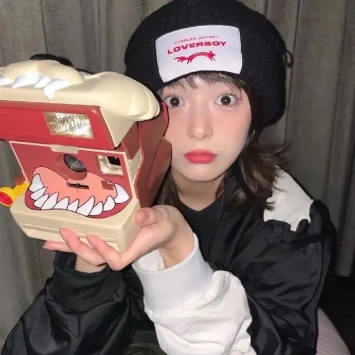 撒旦遇见淑女 封面