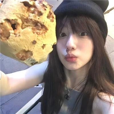 女学生和亨利先生 封面